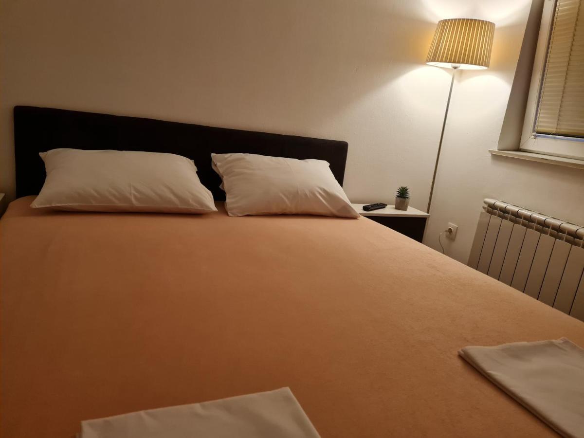 Apartman Veselinovic Free Parking Вране Экстерьер фото