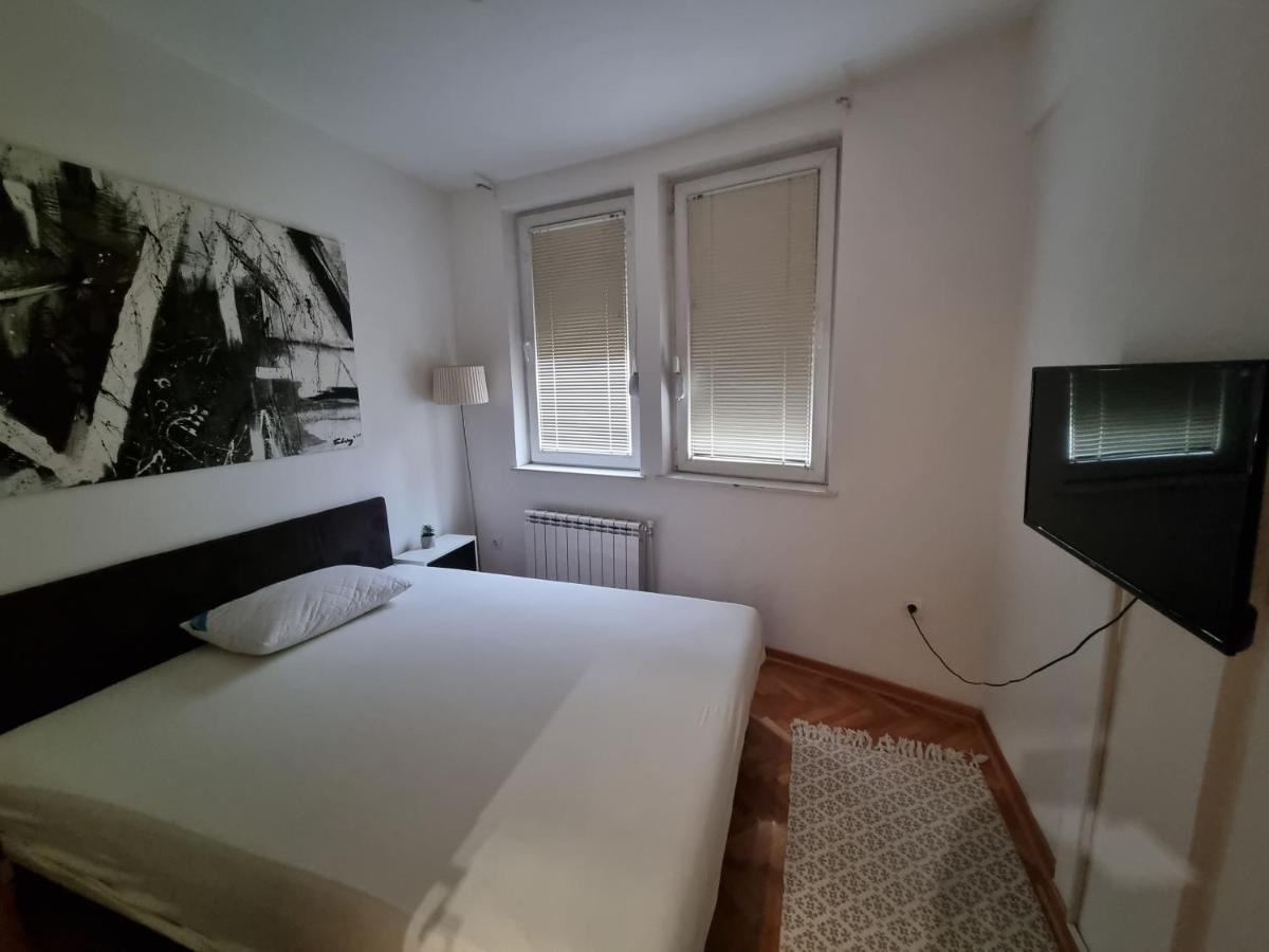 Apartman Veselinovic Free Parking Вране Экстерьер фото